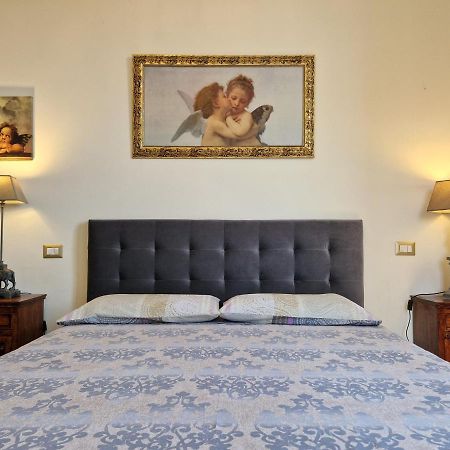 “Attico Garibaldi” Nel Cuore Della Toscana ซินาลุงกา ภายนอก รูปภาพ